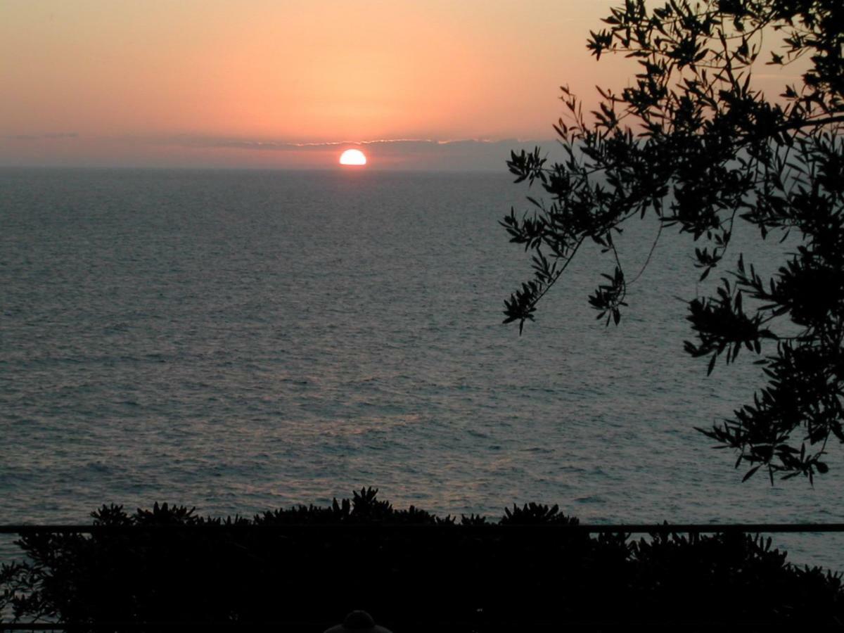 Villa Sul Mare Sori Luaran gambar